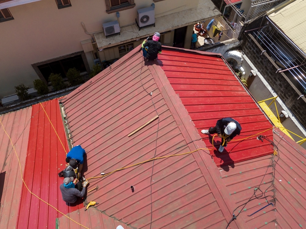 Can You Paint a Metal Roof? Pros