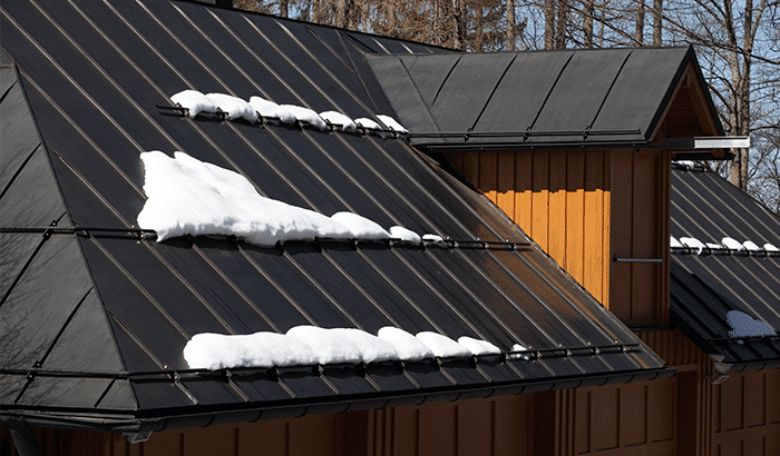Why-Metal-Roofs-Are-Great-for-the-Winter